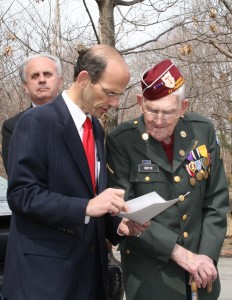 Governor Baldacci with a Maine WW II POW