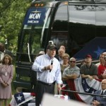 McCain with the crowd